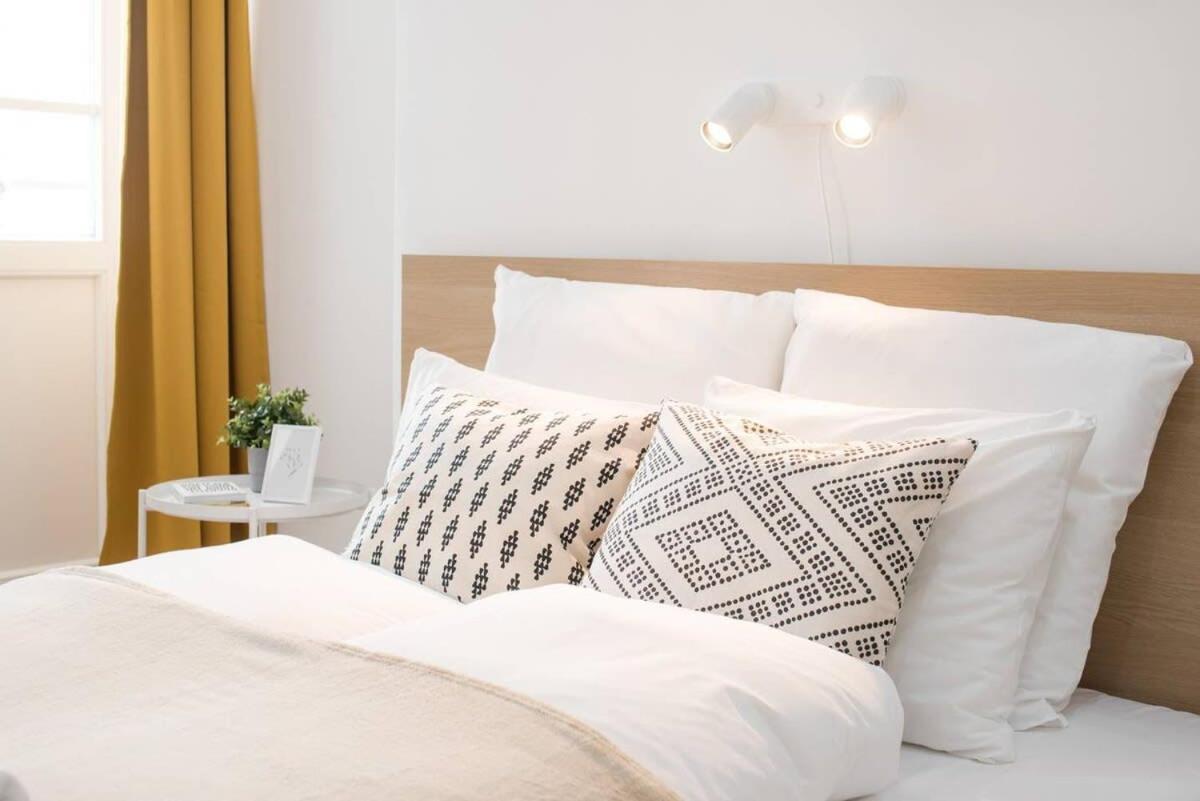 Trendy Central Apartment At Castle Budapest Esterno foto