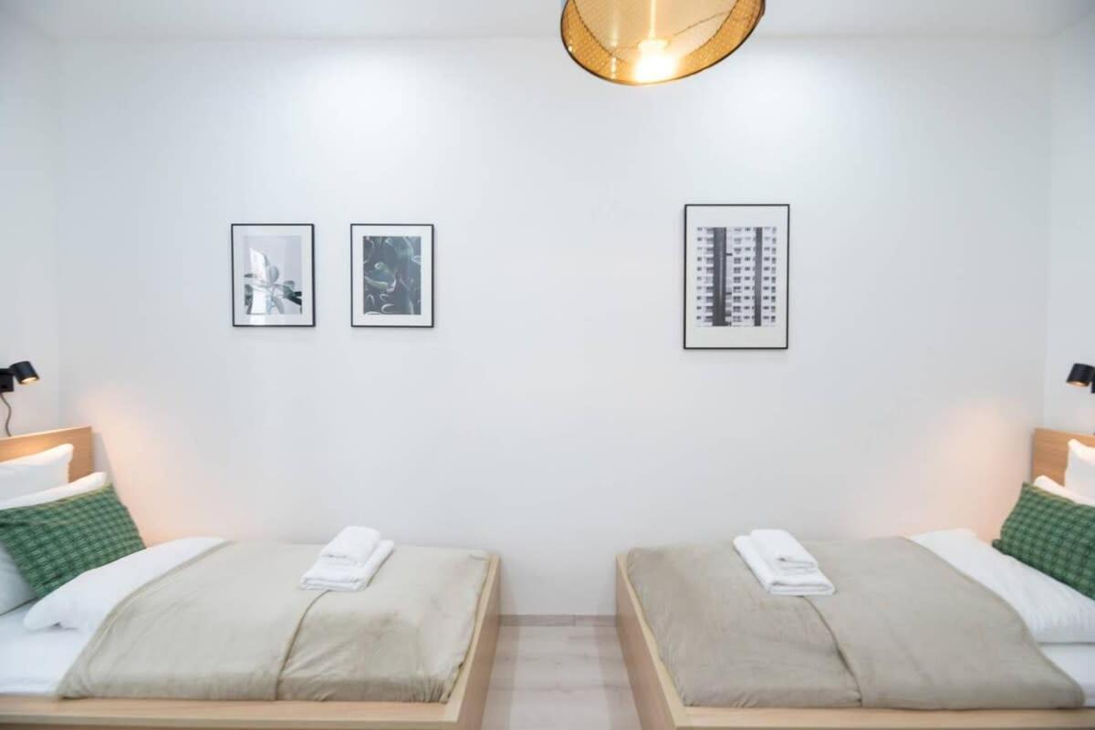 Trendy Central Apartment At Castle Budapest Esterno foto