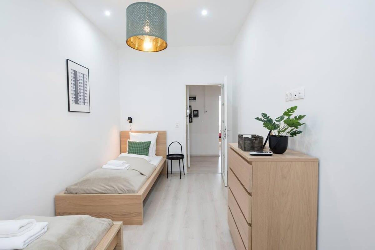 Trendy Central Apartment At Castle Budapest Esterno foto